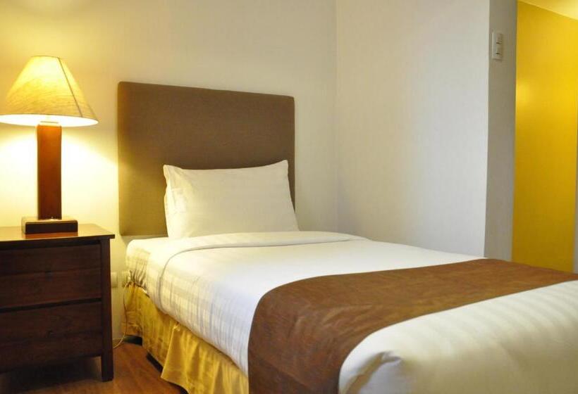 בית מלון כפרי Torre Venezia Suites