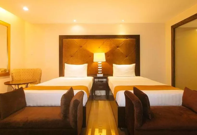 هتل Torre Venezia Suites