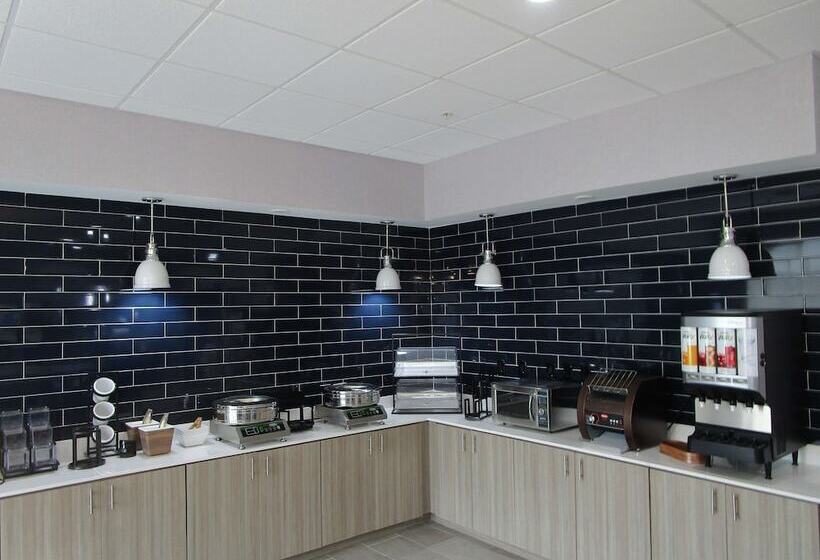 فندق Holiday Inn Express And Suites Oklahoma City Northwest By Ihg