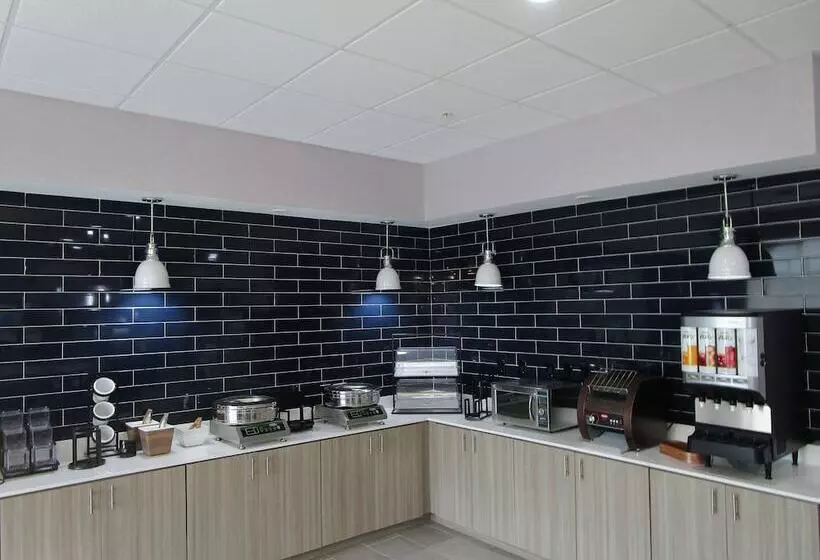 酒店 Holiday Inn Express And Suites Oklahoma City Northwest By Ihg