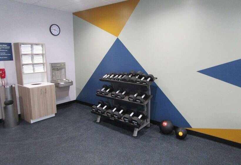 فندق Holiday Inn Express And Suites Oklahoma City Northwest By Ihg