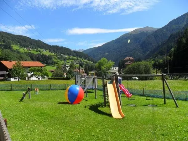 Отель Troschana