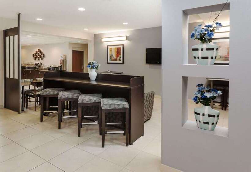 Microtel Inn And Suites Elkhart