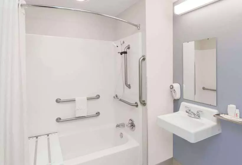 Microtel Inn And Suites Elkhart