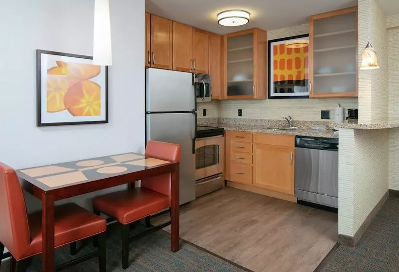 Residence Inn By Marriott Lincoln South