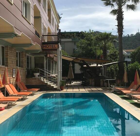 Blue Yacht Marina Apart