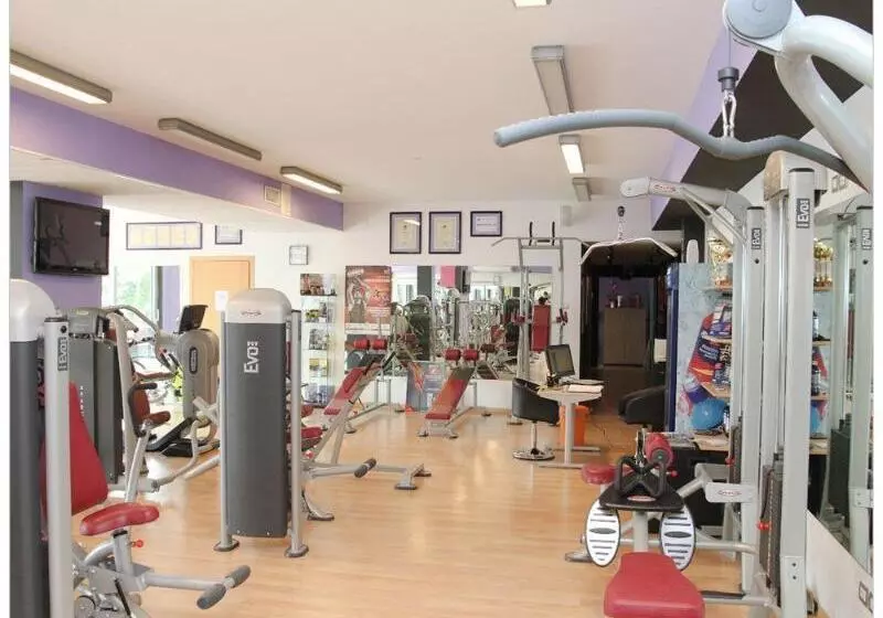 Domino Suite Hotel & Residence