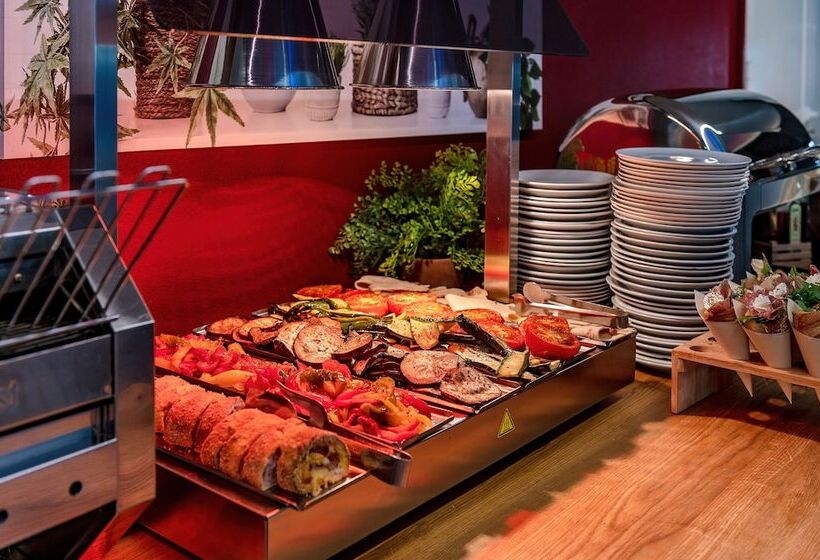 Domino Suite Hotel & Residence