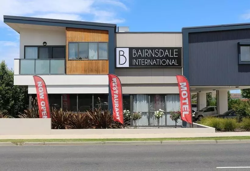 فندق Bairnsdale International