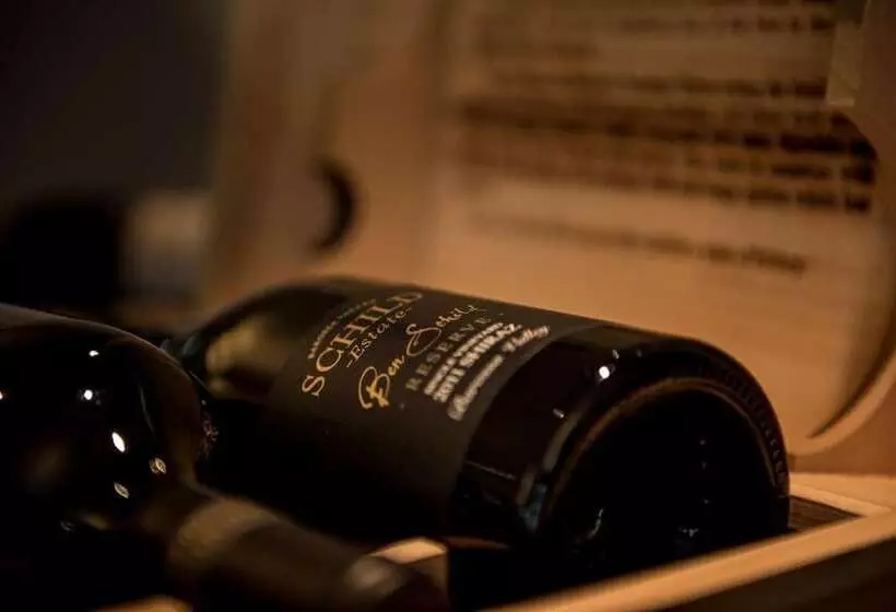 فندق Bairnsdale International