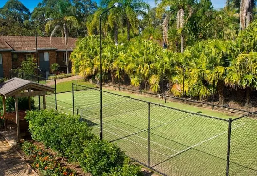 Отель Boambee Bay Resort