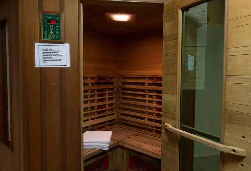 Отель Boambee Bay Resort