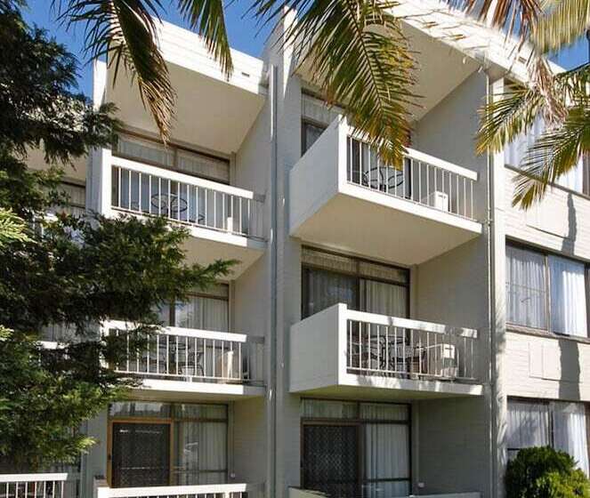 בית מלון כפרי East Port Motor Inn