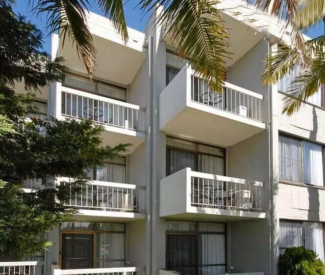 בית מלון כפרי East Port Motor Inn