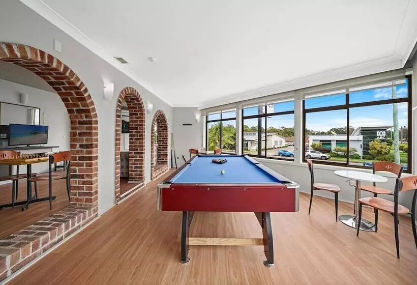 בית מלון כפרי East Port Motor Inn