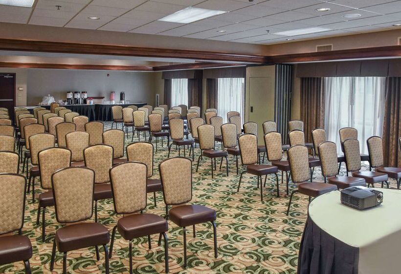 호텔 Hampton Inn & Suites Youngstown Canfield