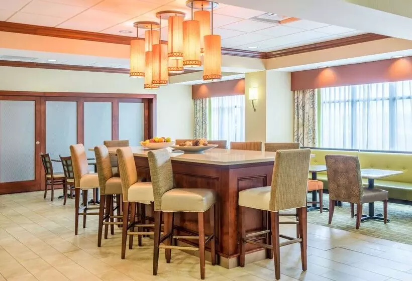 בית מלון כפרי Hampton Inn Middletown