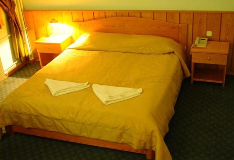 בית מלון כפרי Kaya Uludag