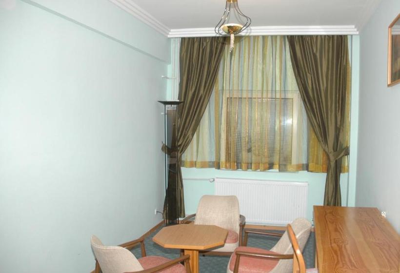 בית מלון כפרי Kaya Uludag