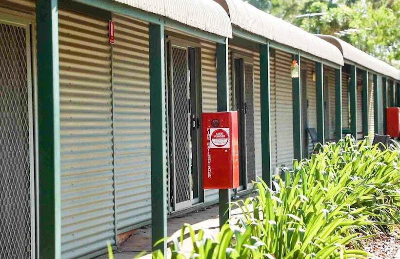 Hotel Lily Lagoon Resort