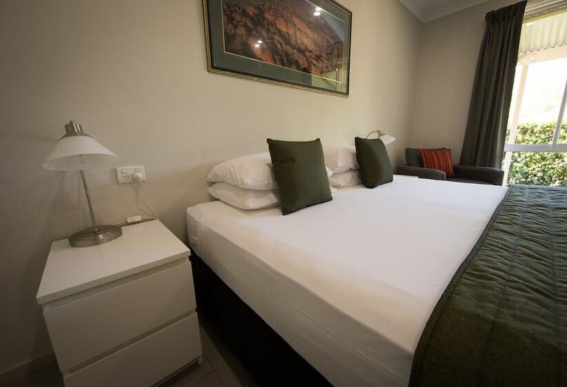 Hotel Lily Lagoon Resort