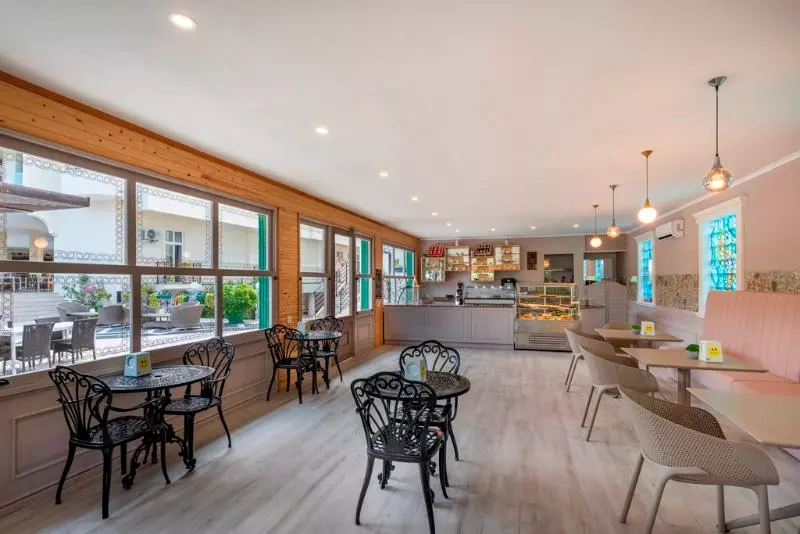 Отель L Ancora Beach