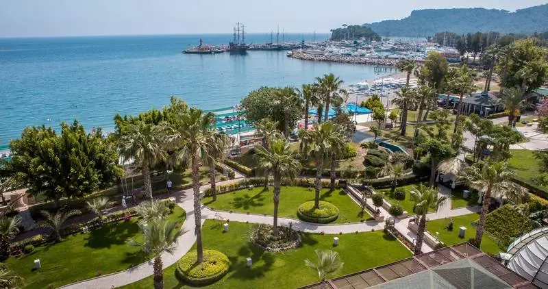 Отель L Ancora Beach