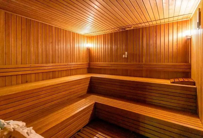 Отель L Ancora Beach