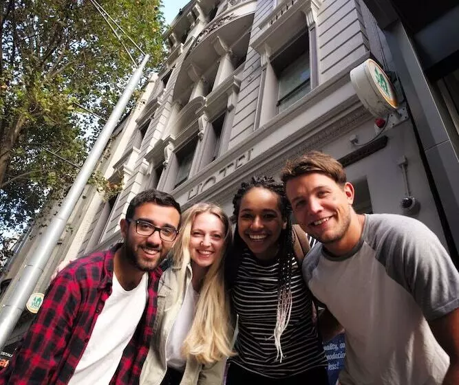 ホテル Yha Melbourne Central