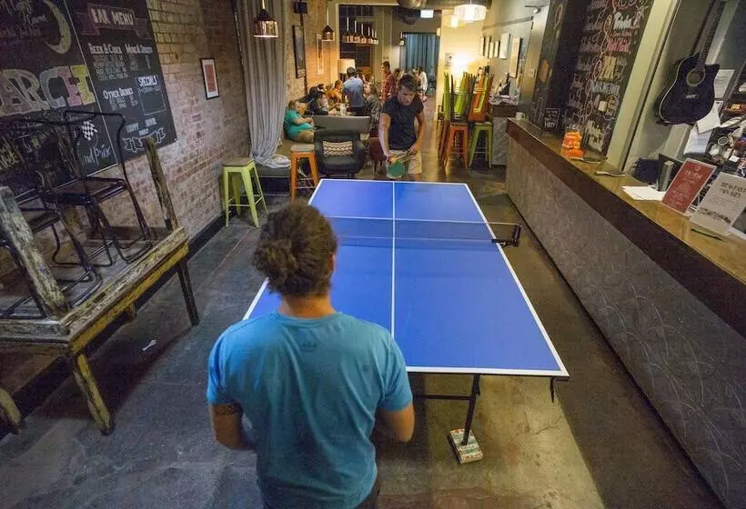 ホテル Yha Melbourne Central