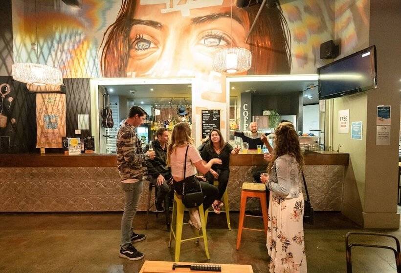 فندق Yha Melbourne Central