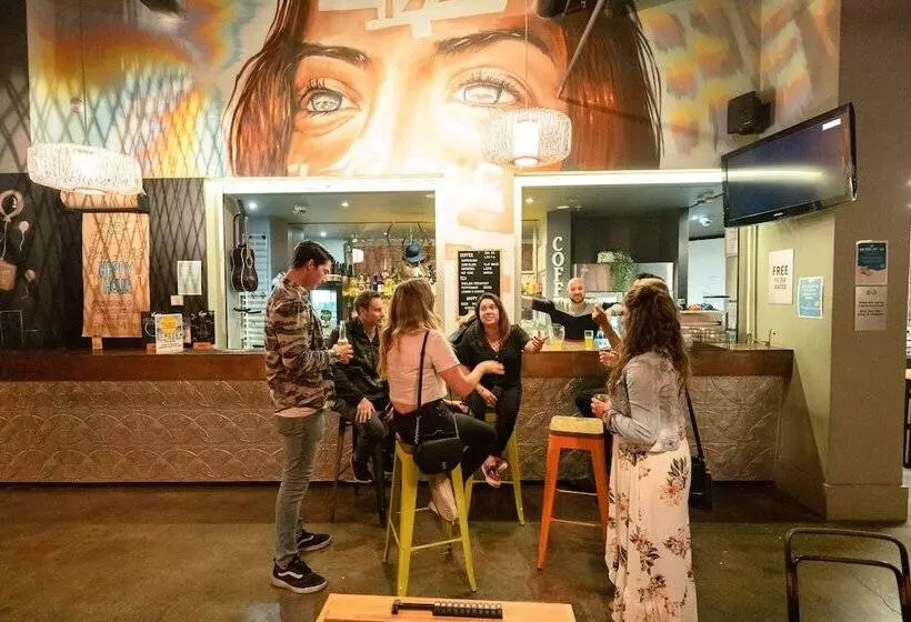 ホテル Yha Melbourne Central