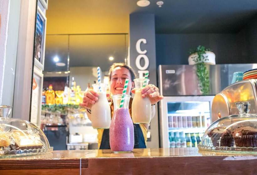 فندق Yha Melbourne Central