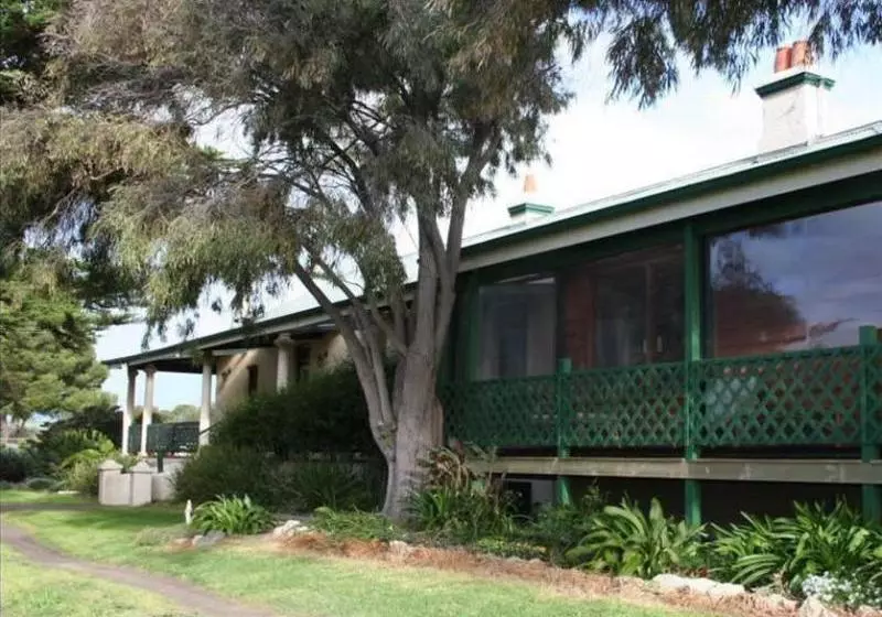 酒店 Seaview Lodge