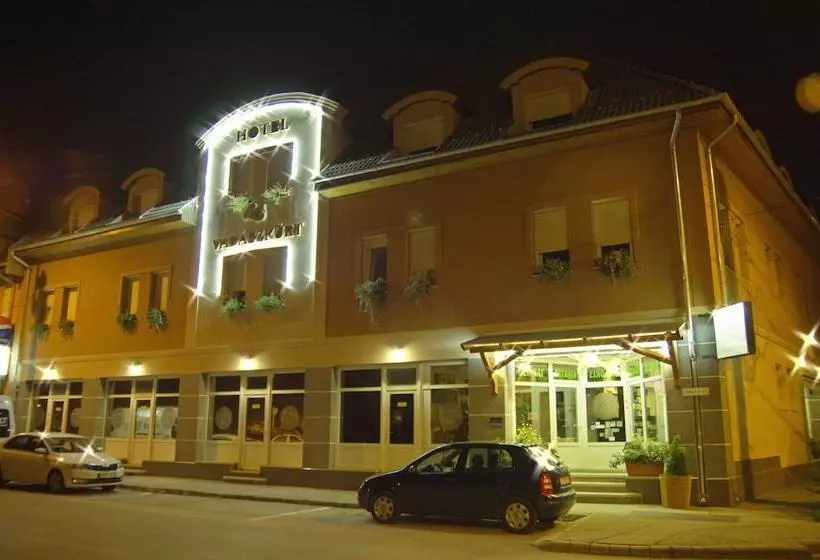 Пансион Vadászkürt Superior