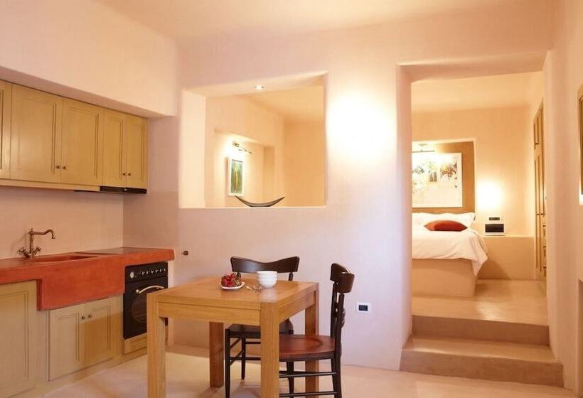 Voreina Gallery Suites