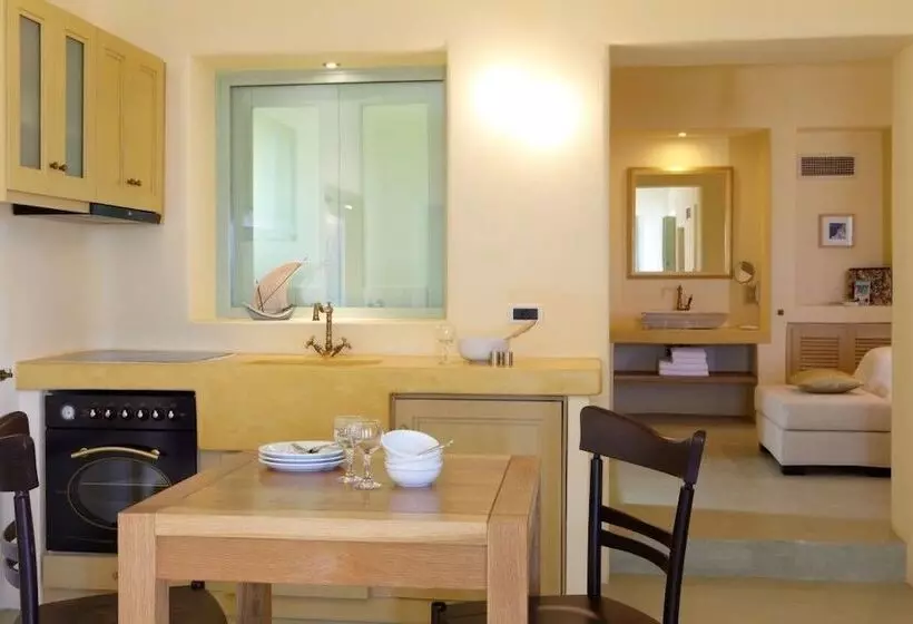 Voreina Gallery Suites