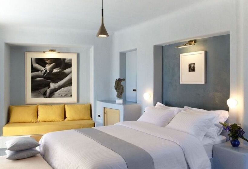 Voreina Gallery Suites