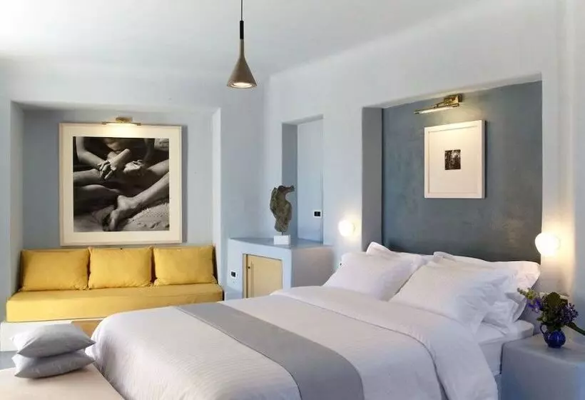 Voreina Gallery Suites