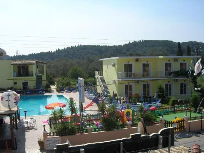 호텔 Amadeus Hawaii Apartments & Studios