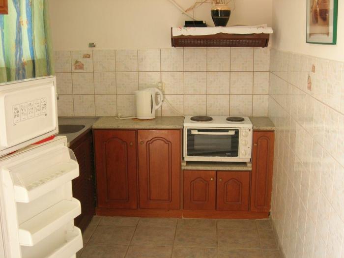 Отель Amadeus Hawaii Apartments & Studios