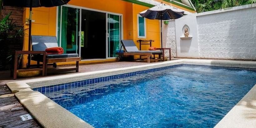 فندق Baan Amphawa Resort & Spa