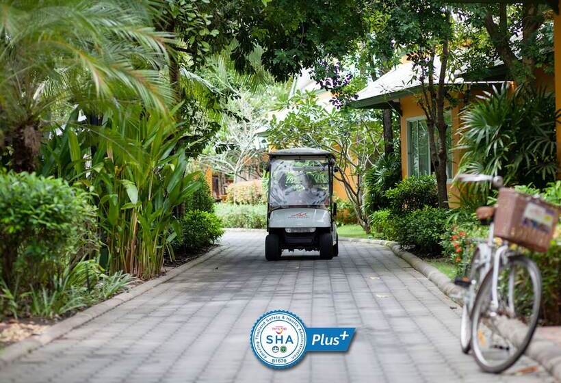 فندق Baan Amphawa Resort & Spa