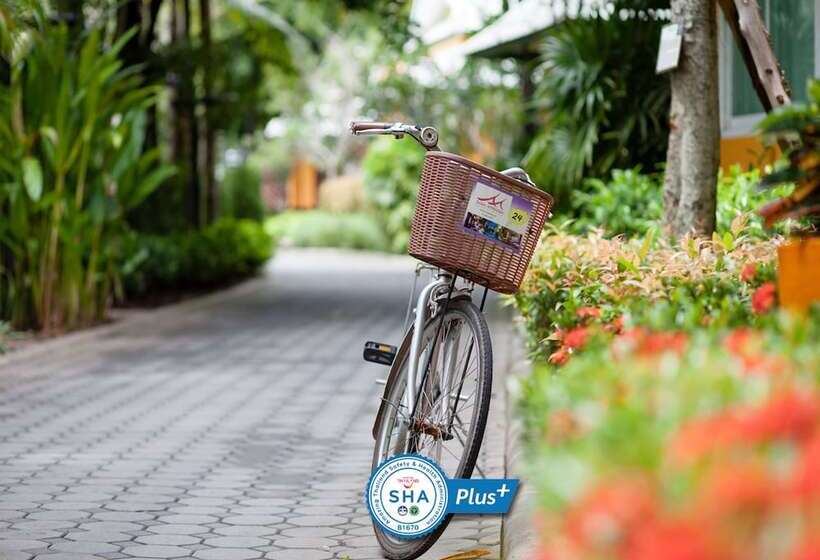 فندق Baan Amphawa Resort & Spa