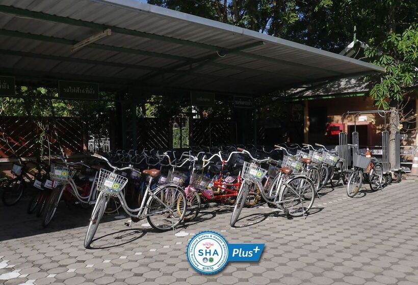 فندق Baan Amphawa Resort & Spa