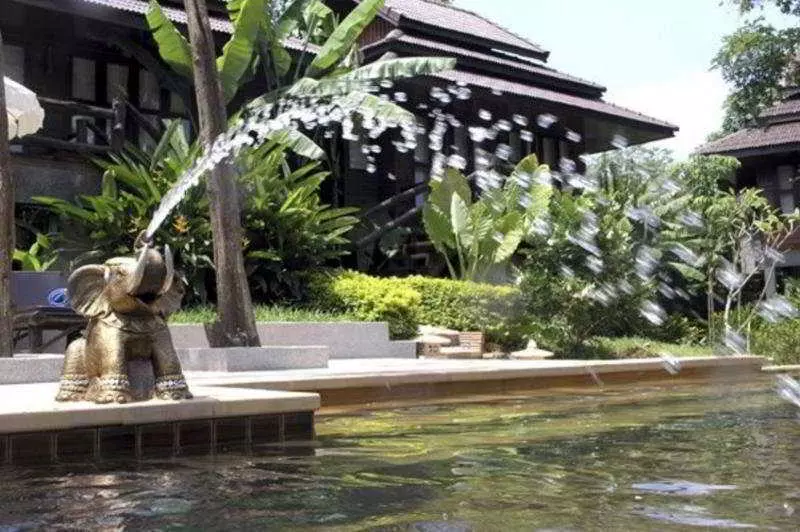 בית מלון כפרי Baan Laanta Resort And Spa