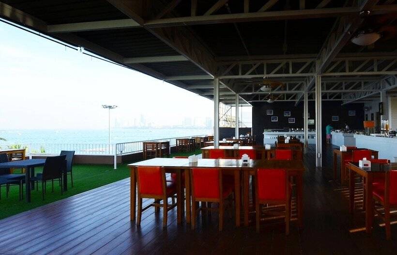 ホテル Baywalk Residence Pattaya