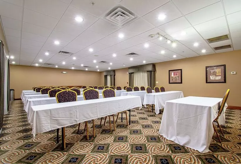 ホテル Hampton Inn Pine Grove