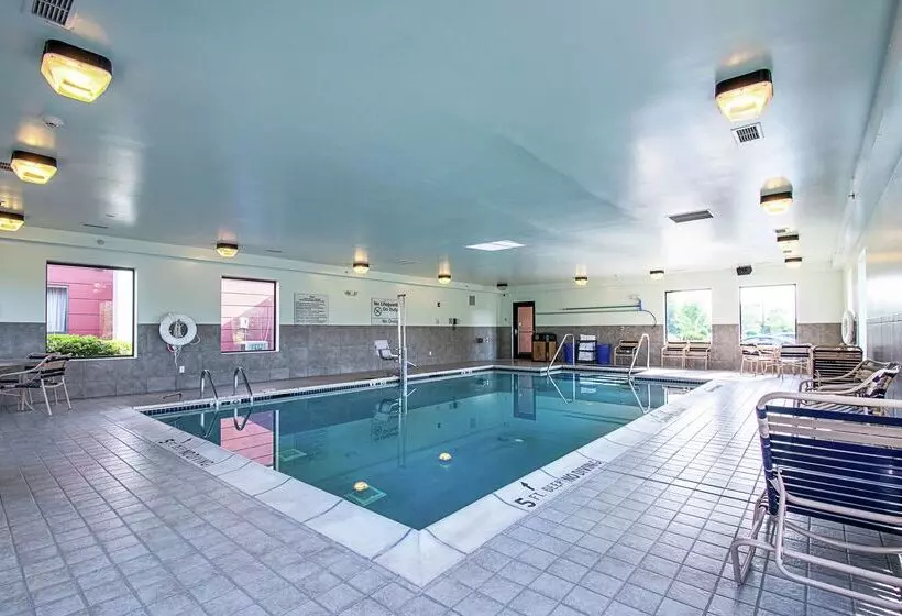 ホテル Hampton Inn Pine Grove