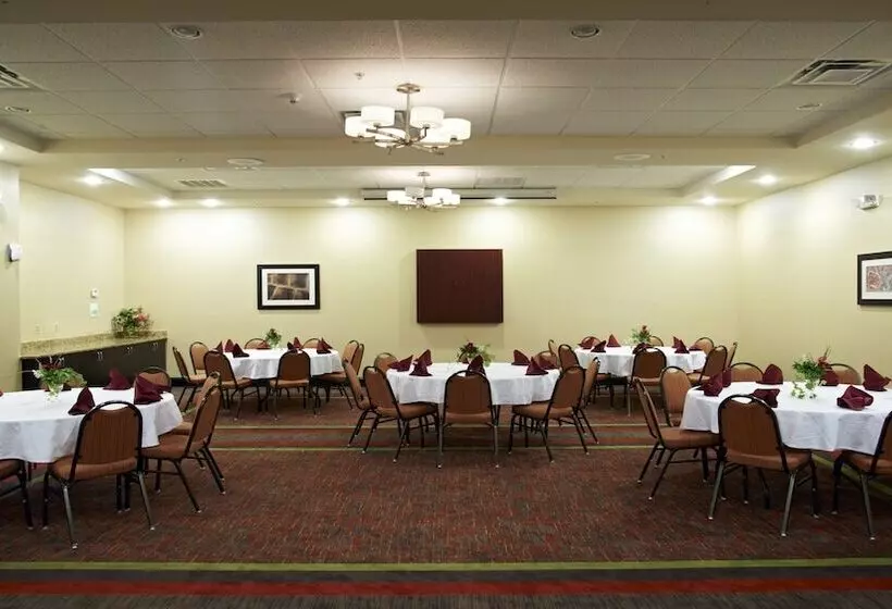 בית מלון כפרי Holiday Inn Birmingham Hoover, An Ihg